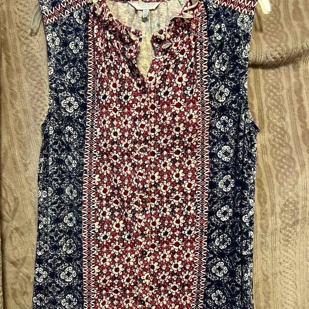 Lucky Brand sleeveless top New w/o tags